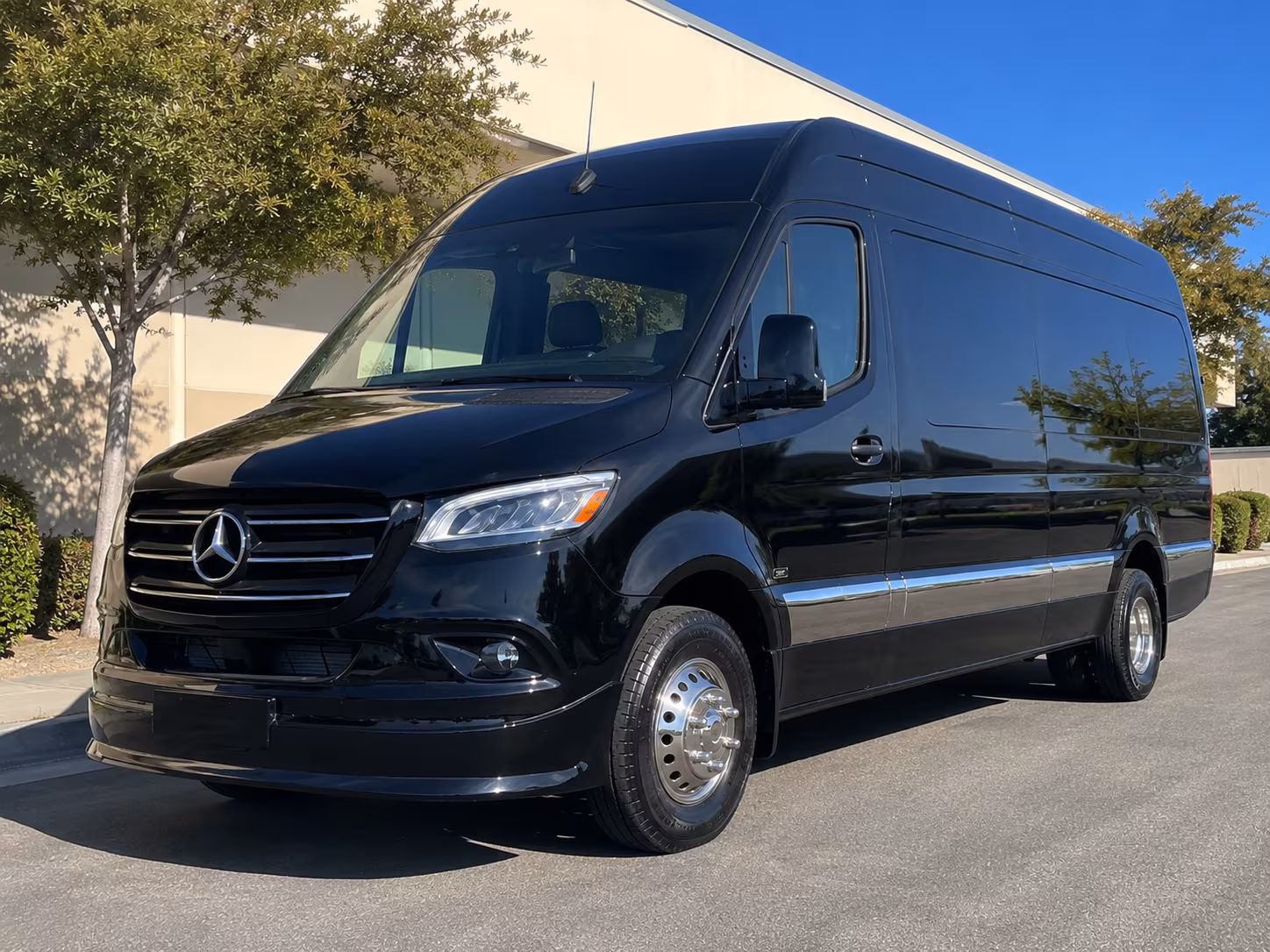 Baton Rouge Wedding Transportation & Shuttle Service
